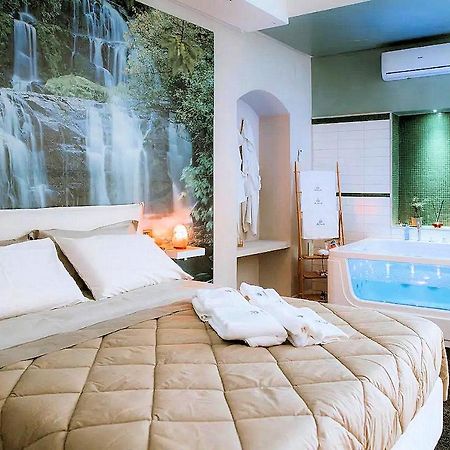 Le Coccole Luxury Suite Sannicandro di Bari Eksteriør billede