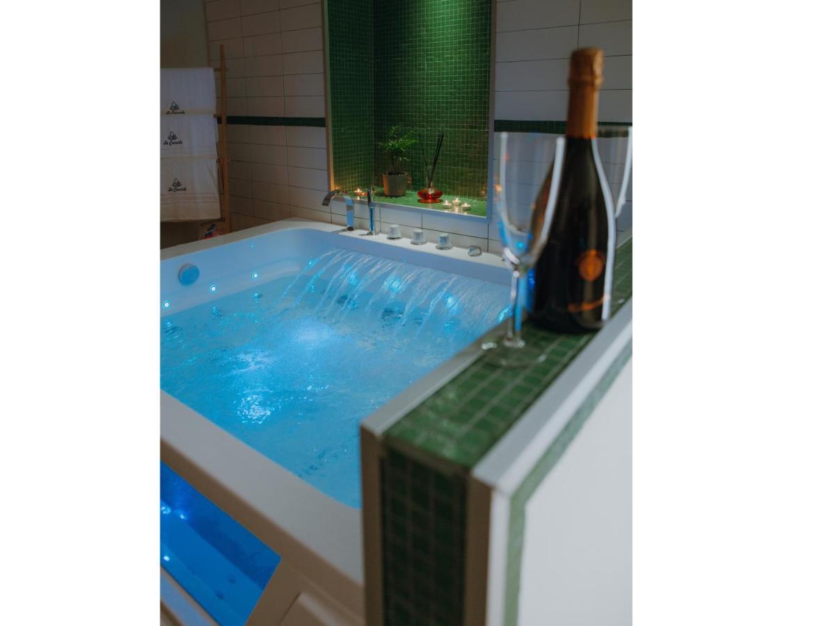 Le Coccole Luxury Suite Sannicandro di Bari Eksteriør billede